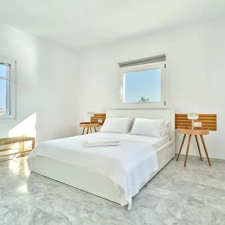 Amal * Aliki (Paros)
